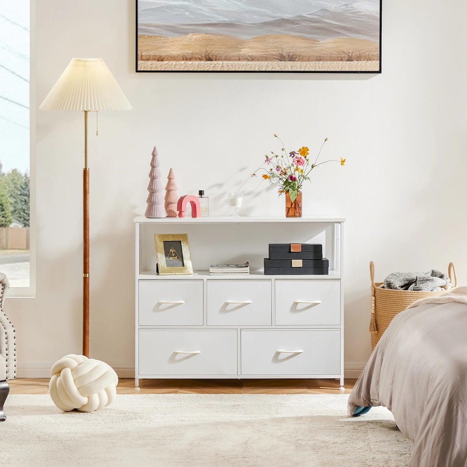 White Dresser - Snagrio